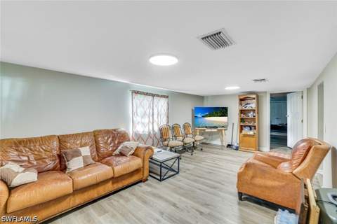 106 Moon Bay St, Naples FL - photo 12 of 25