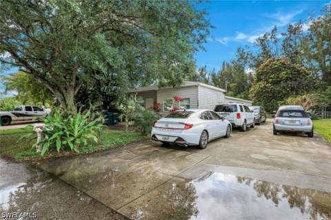 106 Moon Bay St, Naples FL - photo 24 of 25