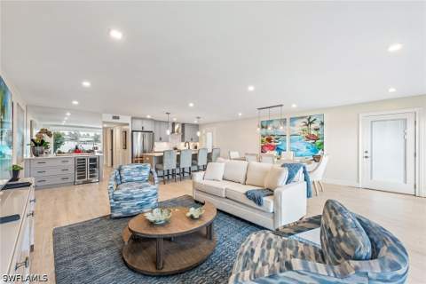 2850 Gulf Shore Blvd N 102, Naples FL - photo 6 of 27