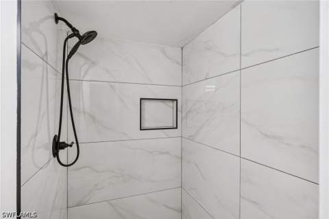 499 Forest Lakes Blvd 305, Naples FL - photo 19 of 30