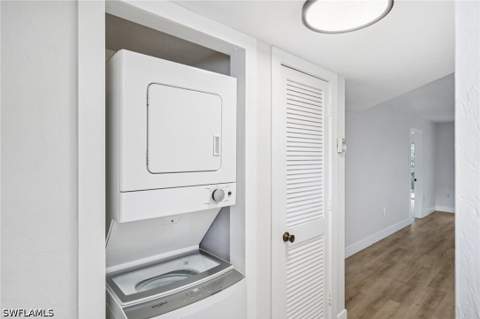 499 Forest Lakes Blvd 305, Naples FL - photo 6 of 30