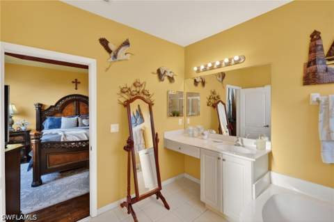 7005 Romana Way 1701, Naples FL - photo 23 of 41