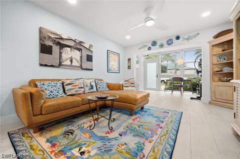 1021 3rd St S 112, Naples FL - photo 13 of 27
