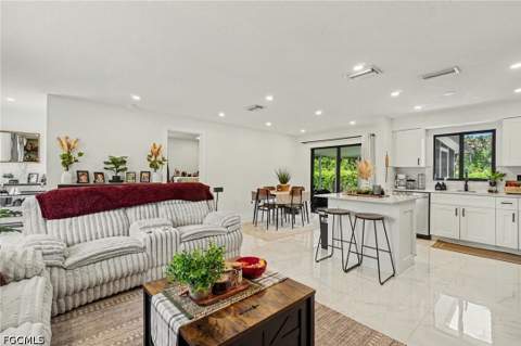 73 Cardinal Dr, North Fort Myers FL - photo 7 of 50