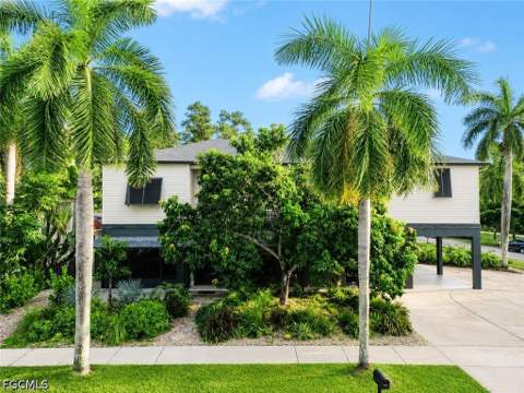 1561 Lynwood Ave, Fort Myers FL - photo 6 of 30