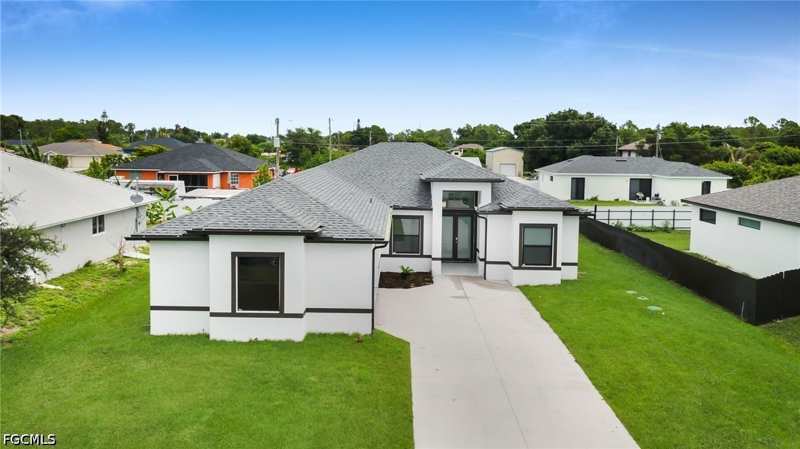 4 bedroom SingleFamilyResidence at 3316 7th St SW, Lehigh Acres, Lehigh Acres — photo 1