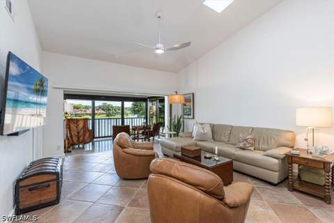 15450 Cedarwood Ln 202, Naples FL - photo 16 of 34