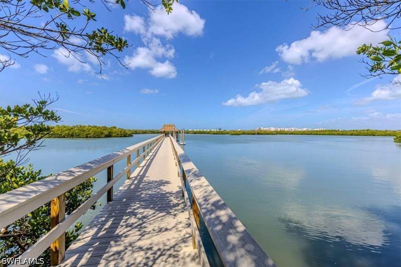 2 bedroom Condominium at 15450 Cedarwood Ln 202, Sandy Pines, Naples — photo 3