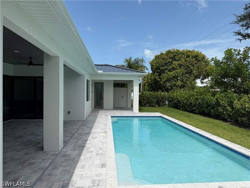 4 bedroom SingleFamilyResidence at 1257 22nd Ave N, Lakewood Park, Naples — photo 4