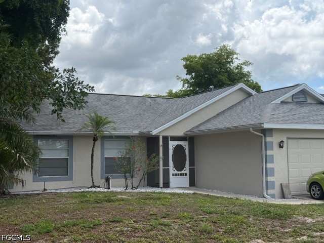 3 bedroom SingleFamilyResidence at 8072 Sandpiper Rd, San Carlos Park, Fort Myers — photo 1