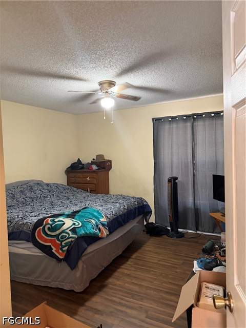 8072 Sandpiper Rd, Fort Myers FL - photo 7 of 12
