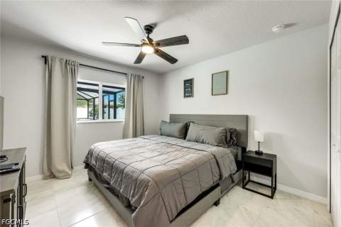 2118 SW 12th Ter, Cape Coral FL - photo 15 of 37