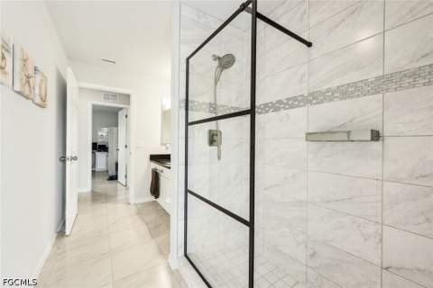 2118 SW 12th Ter, Cape Coral FL - photo 16 of 37