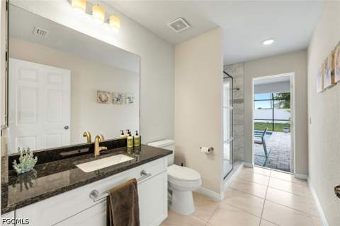 2118 SW 12th Ter, Cape Coral FL - photo 17 of 37