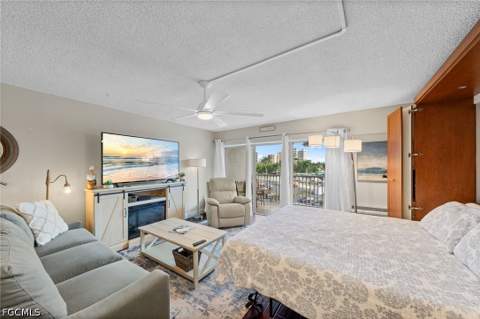 1 Bluebill Ave 402, Naples FL - photo 24 of 39