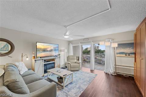 1 Bluebill Ave 402, Naples FL - photo 8 of 39