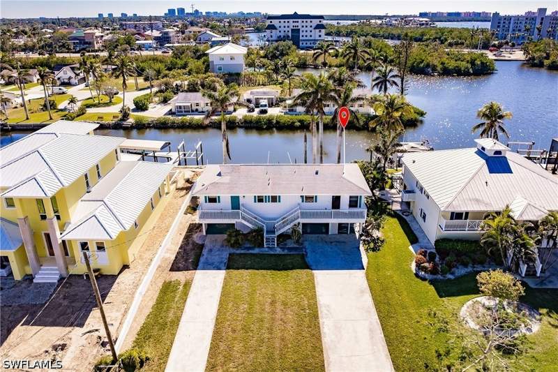 2 bedroom SingleFamilyResidence at 4861 regal, Imperial Shores, Bonita Springs — photo 2