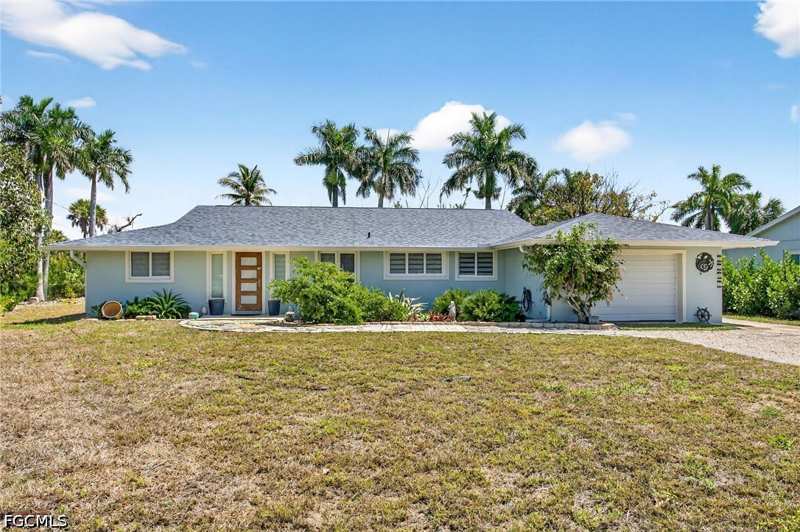 3 bedroom SingleFamilyResidence at 1874 Ibis Ln, Sanibel Lake Estates, Sanibel — photo 1