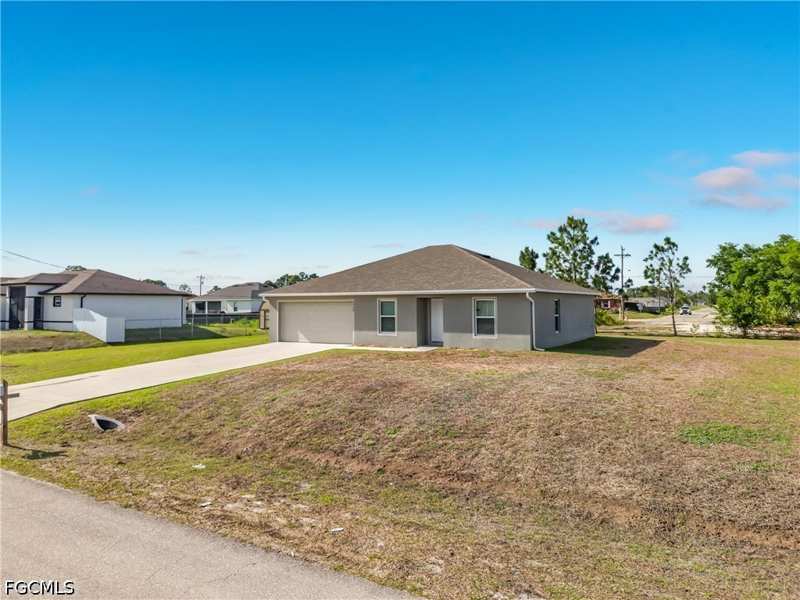 3 bedroom SingleFamilyResidence at 2908 24th St SW, Lehigh Acres, Lehigh Acres — photo 1