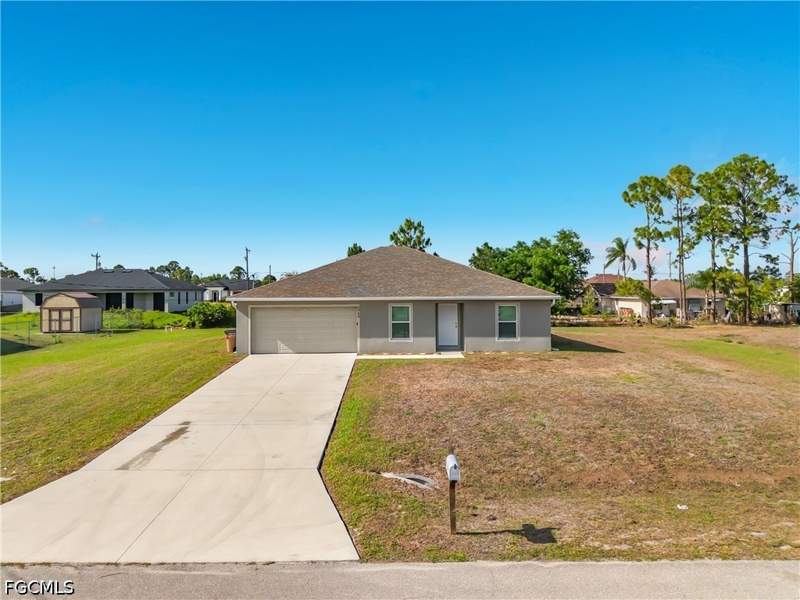 3 bedroom SingleFamilyResidence at 2908 24th St SW, Lehigh Acres, Lehigh Acres — photo 2