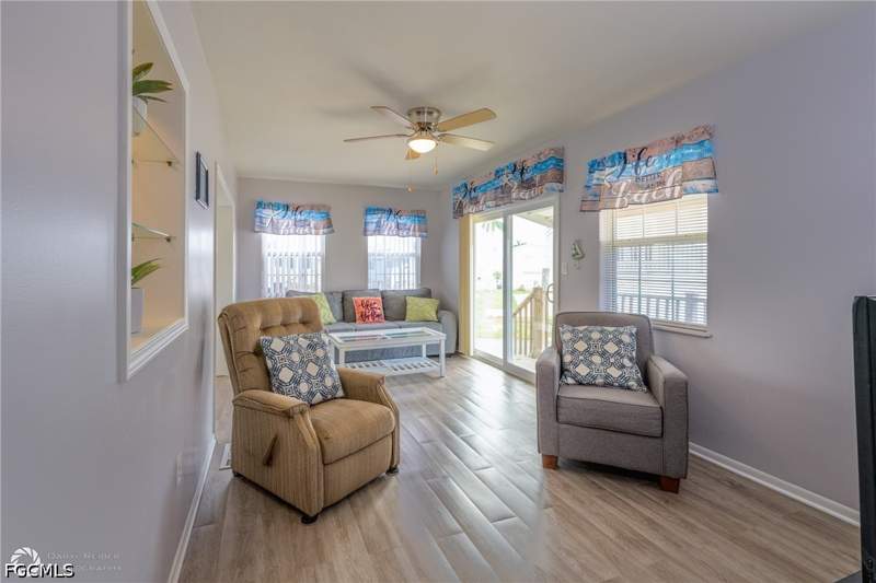 2 bedroom ManufacturedHome at 11089 Sunglow Ln, Fort Myers Beach Campground, Fort Myers — photo 4