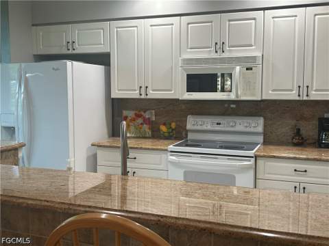 8076 Queen Palm Ln 412, Fort Myers FL - photo 14 of 45