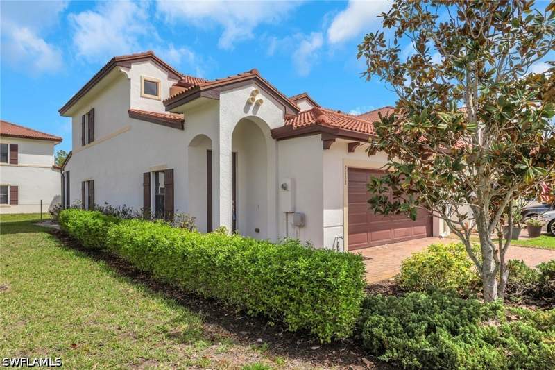 3 bedroom Townhouse at 7738 Bristol Cir, The Preserve At Bristol Pines, Naples — photo 2