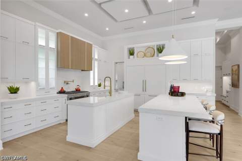 767 Park Shore Dr, Naples FL - photo 10 of 41