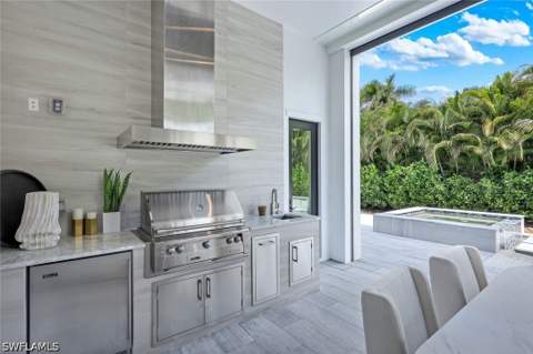 767 Park Shore Dr, Naples FL - photo 19 of 41