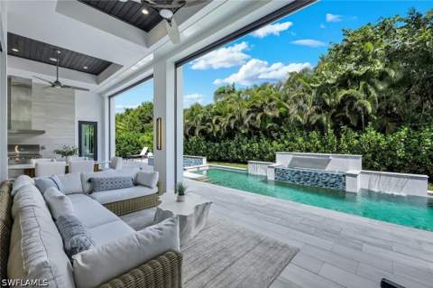 767 Park Shore Dr, Naples FL - photo 21 of 41