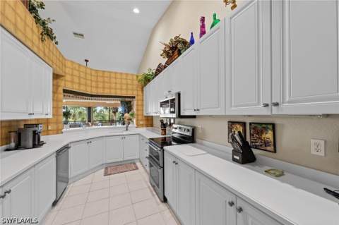 3920 Deer Crossing Ct 202, Naples FL - photo 15 of 44