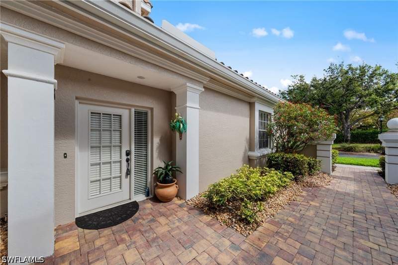 3 bedroom Condominium at 3920 Deer Crossing Ct 202, Deer Crossing, Naples — photo 4