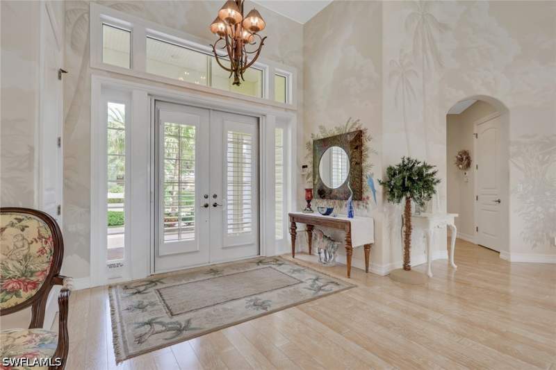 3 bedroom SingleFamilyResidence at 1510 Chesapeake Ave, Oyster Bay, Naples — photo 2