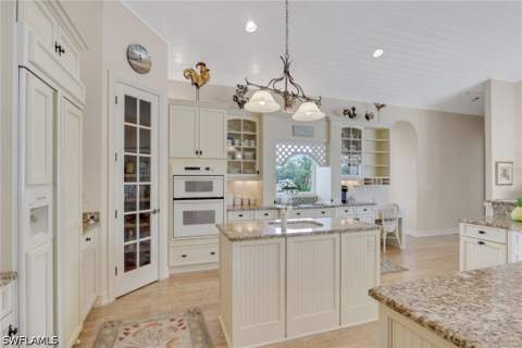 1510 Chesapeake Ave, Naples FL - photo 8 of 34
