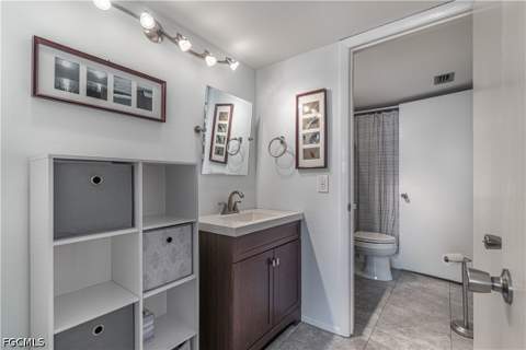 6220 Augusta Dr 307, Fort Myers FL - photo 8 of 33