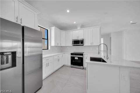 211 NE 15th Ter, Cape Coral FL - photo 14 of 45