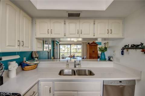 16649 Bocilla Palms Dr 29, Bokeelia FL - photo 15 of 48