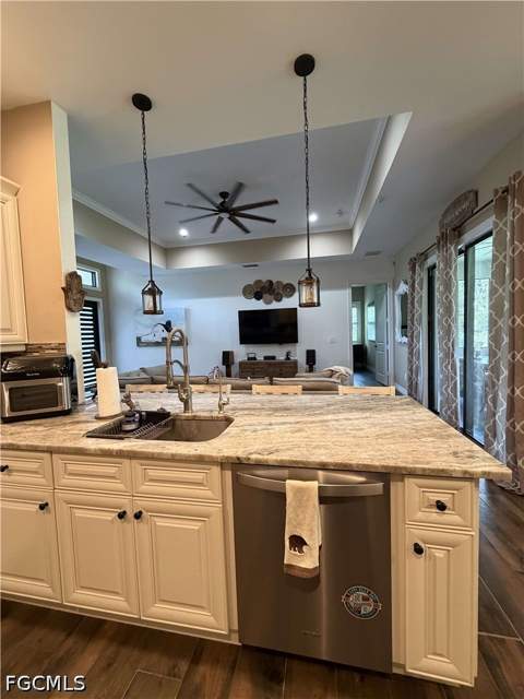 190 2nd St SE, Naples FL - photo 10 of 47