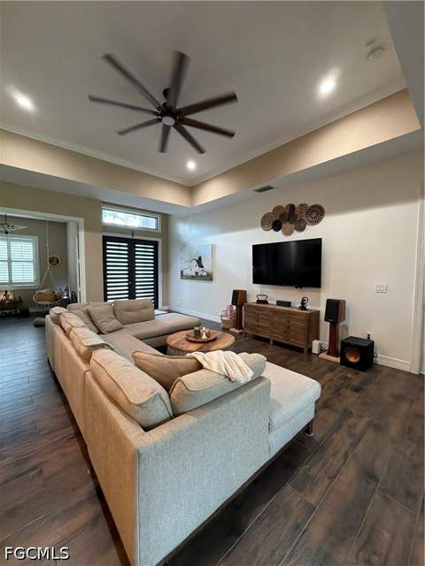 190 2nd St SE, Naples FL - photo 8 of 47
