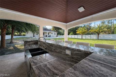 504 Highland Ave, Lehigh Acres FL - photo 10 of 28