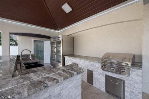 504 Highland Ave, Lehigh Acres FL - photo 12 of 28