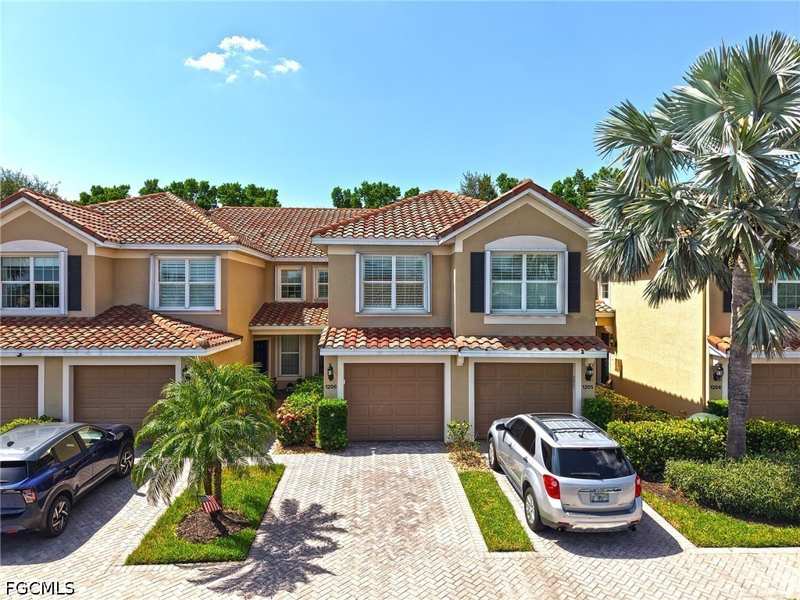 3 bedroom Condominium at 9060 Triangle Palm Ln 1206, Whispering Palms, Fort Myers — photo 1