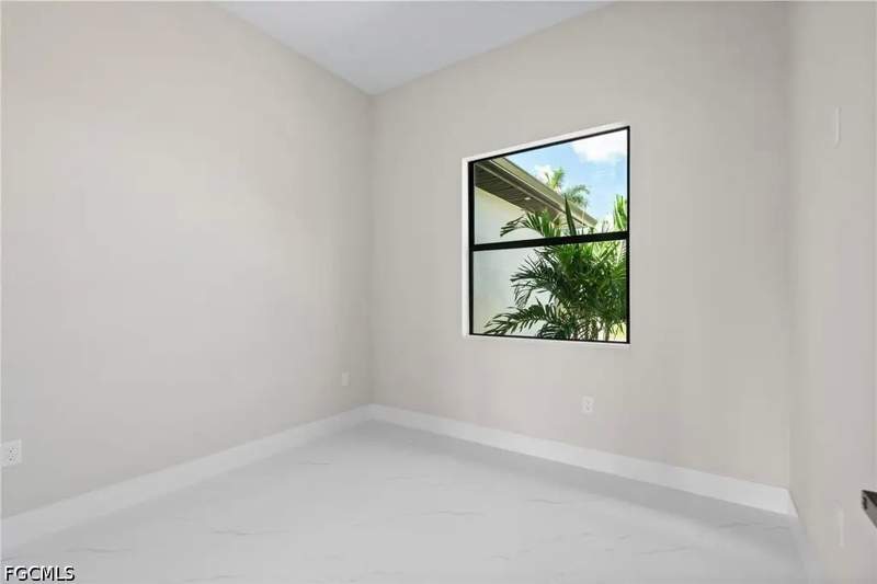 4 bedroom SingleFamilyResidence at 218 Irving Ave, Lehigh Acres, Lehigh Acres — photo 5