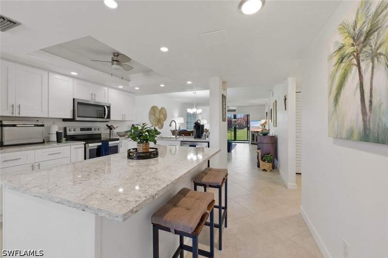 2 bedroom Condominium at 7260 Coventry Ct 405, Country Manor, Naples — photo 4