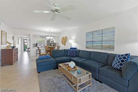 7260 Coventry Ct 405, Naples FL - photo 8 of 47