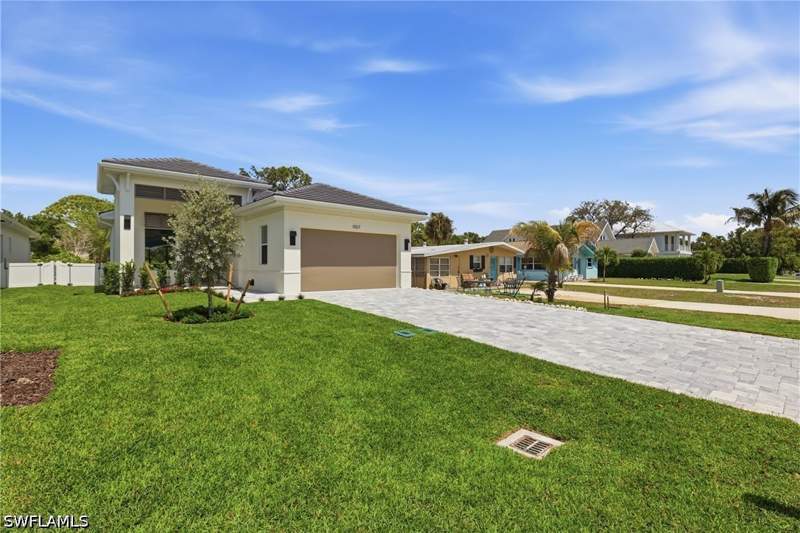 3 bedroom SingleFamilyResidence at 1027 Frank Whiteman Blvd, North Naples Highlands, Naples — photo 3