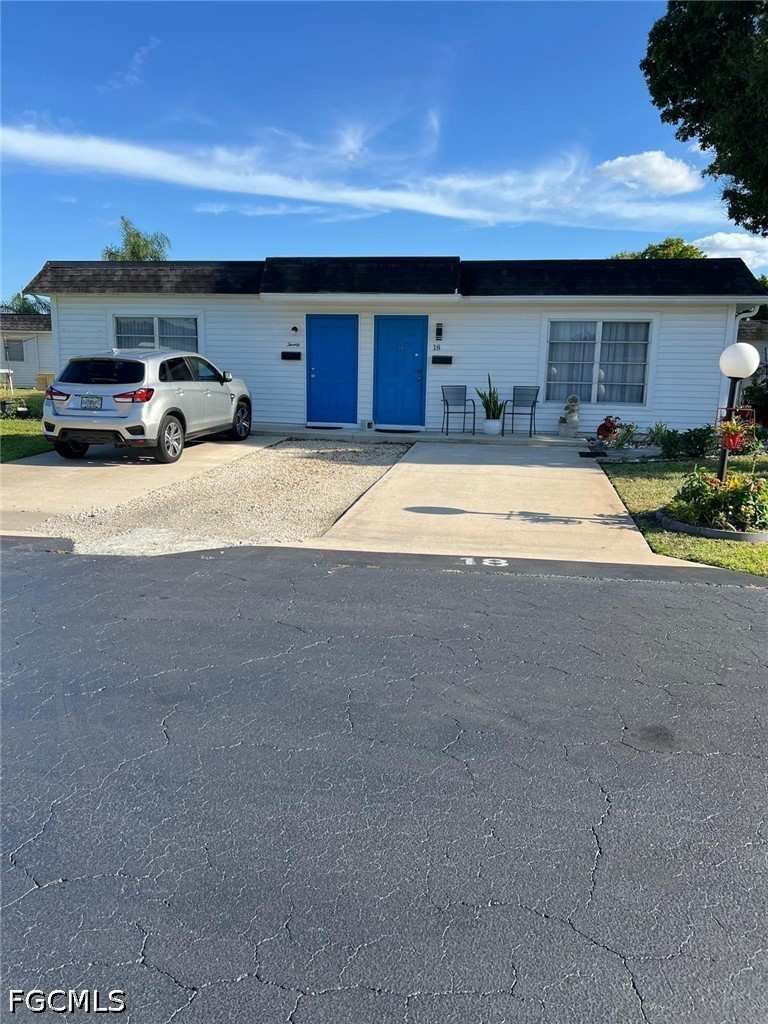2 bedroom Attached at 18 Hamlin Ct, Lehigh Acres, Lehigh Acres — photo 1