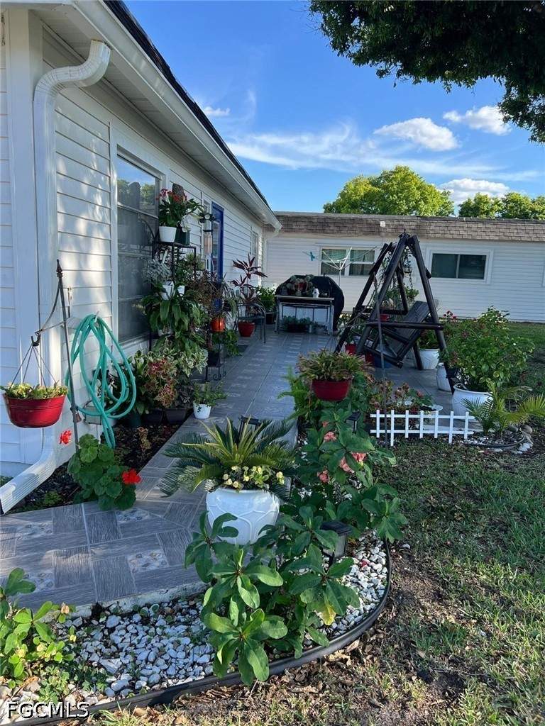 2 bedroom Attached at 18 Hamlin Ct, Lehigh Acres, Lehigh Acres — photo 5