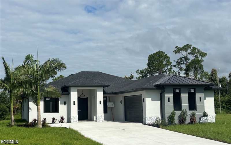 3 bedroom SingleFamilyResidence at 1819 Hines Ave, Lehigh Acres, Lehigh Acres — photo 1