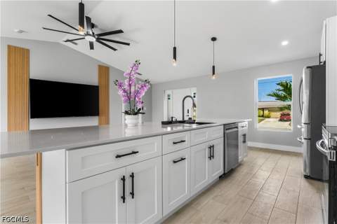 2210 NW 2nd Ave, Cape Coral FL - photo 12 of 41